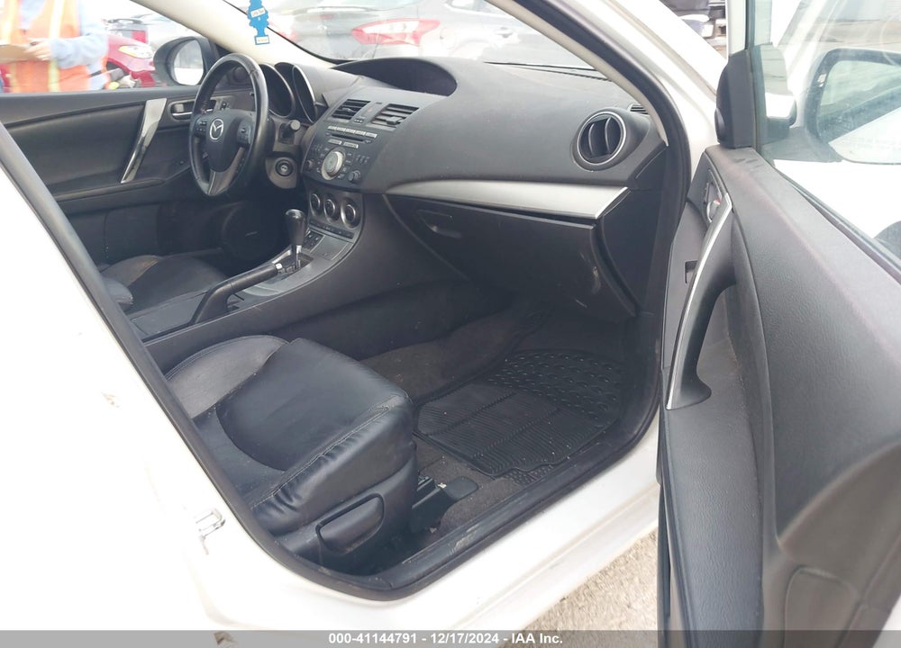 2010 MAZDA 3 S GRAND TOURING VIN: JM1BL1H5XA1218724