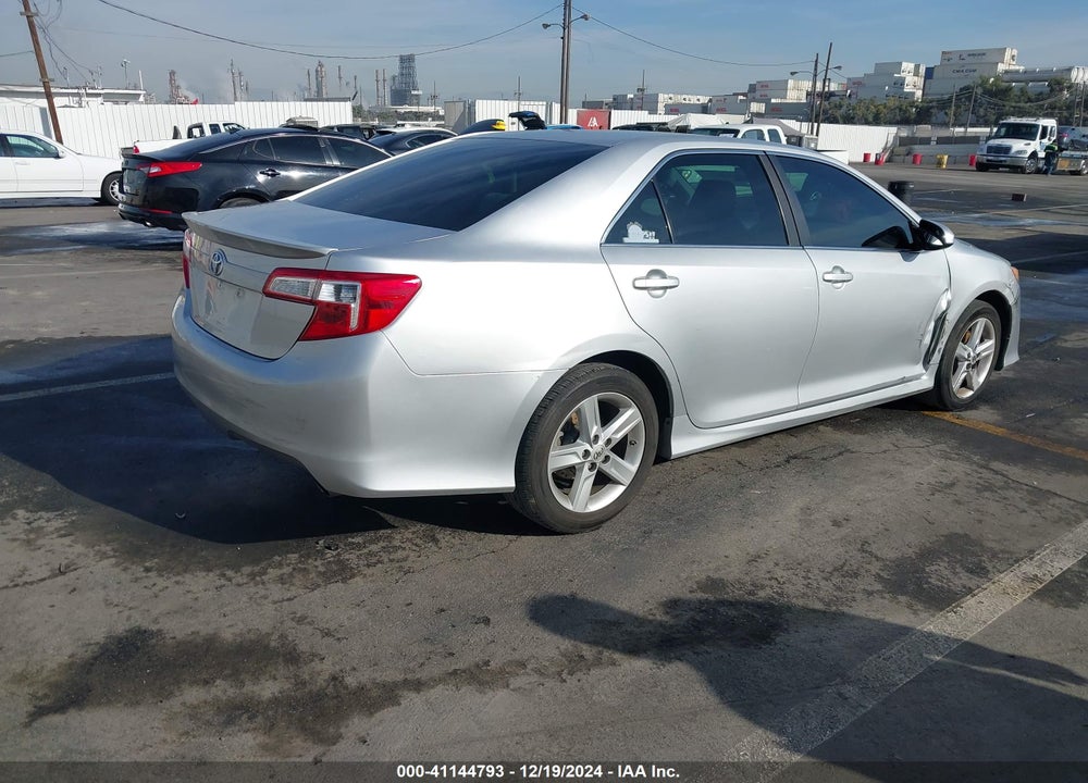 2012 TOYOTA CAMRY SE VIN: 4T1BF1FK1CU012821