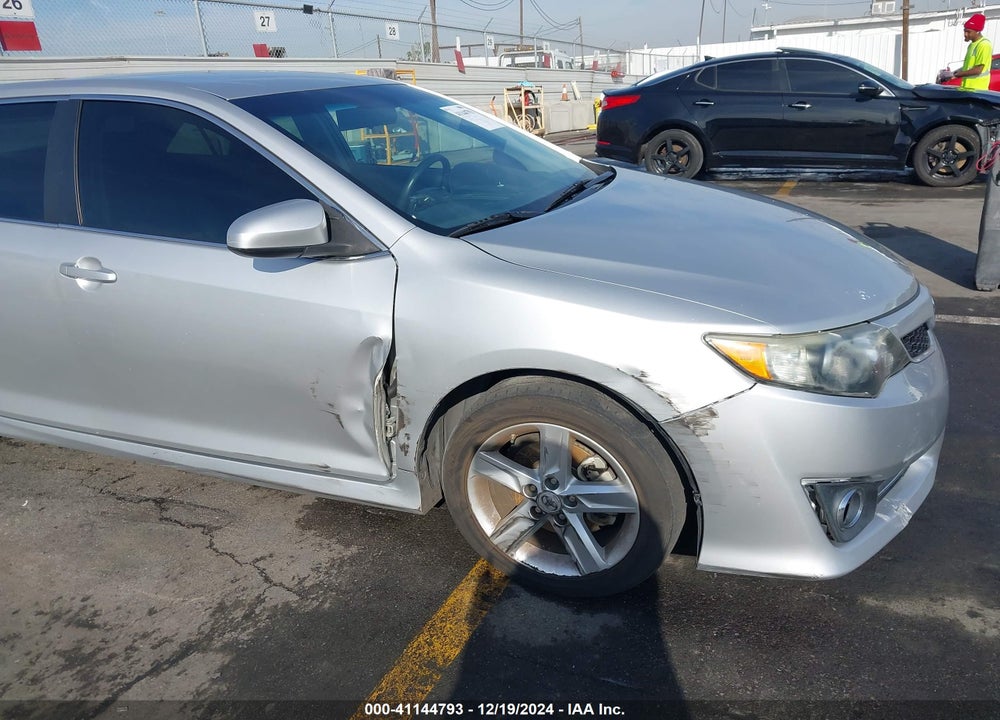 2012 TOYOTA CAMRY SE VIN: 4T1BF1FK1CU012821