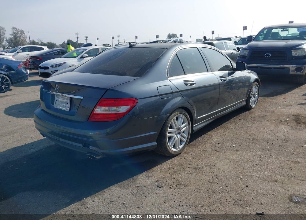 2008 MERCEDES-BENZ C 300 VIN: WDDGF54X88R011956