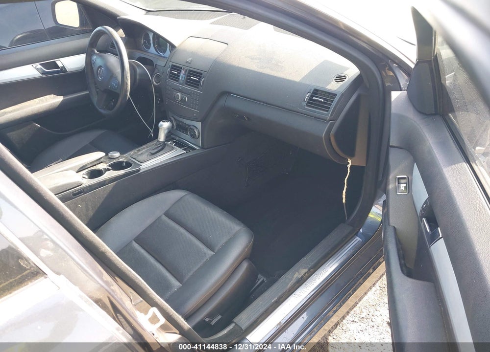 2008 MERCEDES-BENZ C 300 VIN: WDDGF54X88R011956