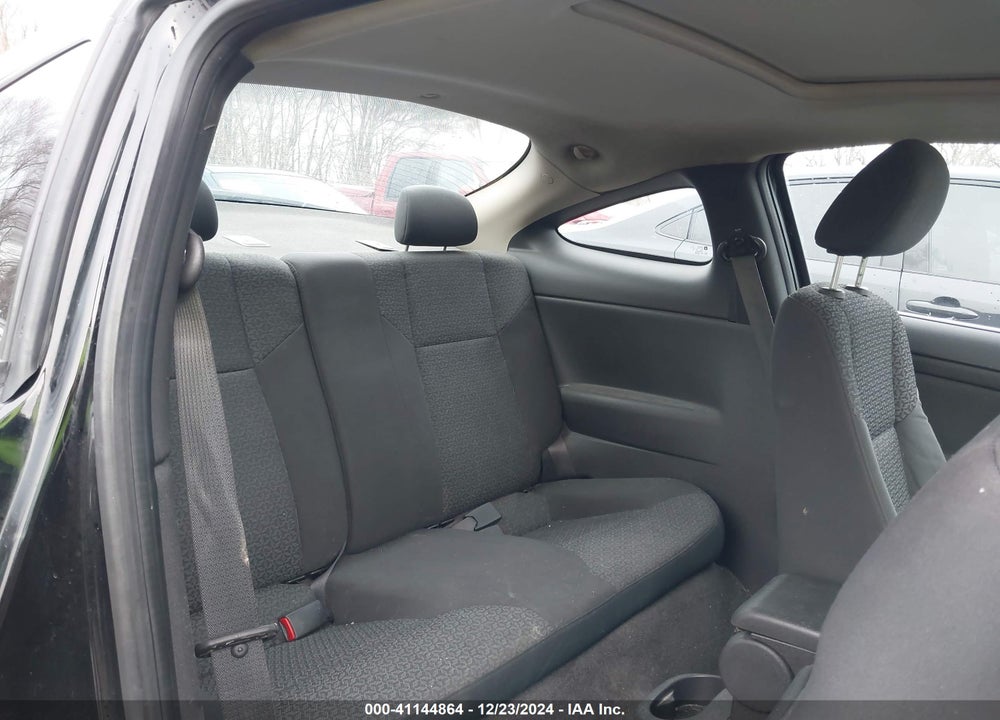2007 PONTIAC G5 GT VIN: 1G2AN15B377127322