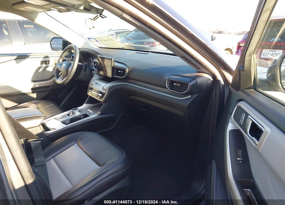 2022 FORD EXPLORER XLT VIN: 1FMSK7DHXNGB95224