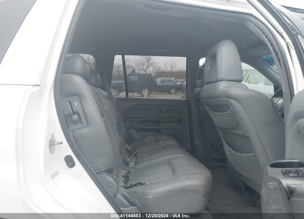 2004 HONDA PILOT EX-L VIN: 2HKYF18594H595477