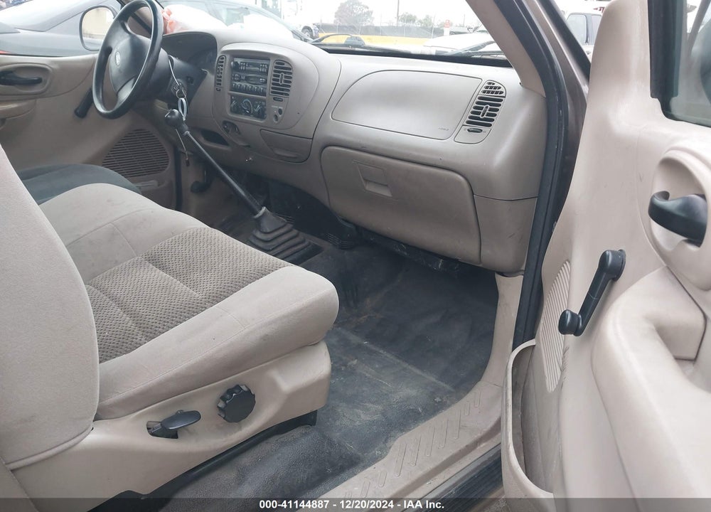 2004 FORD F-150 HERITAGE XL/XLT VIN: 2FTRF17234CA59223