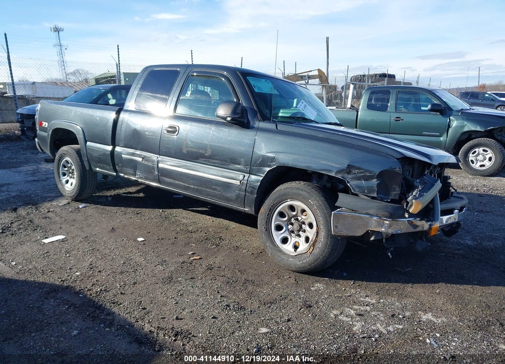 2005 CHEVROLET SILVERADO 1500 Z71 VIN: 1GCEK19ZX5Z130085
