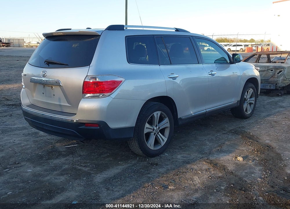 2011 TOYOTA HIGHLANDER LIMITED V6 VIN: 5TDYK3EH9BS047749