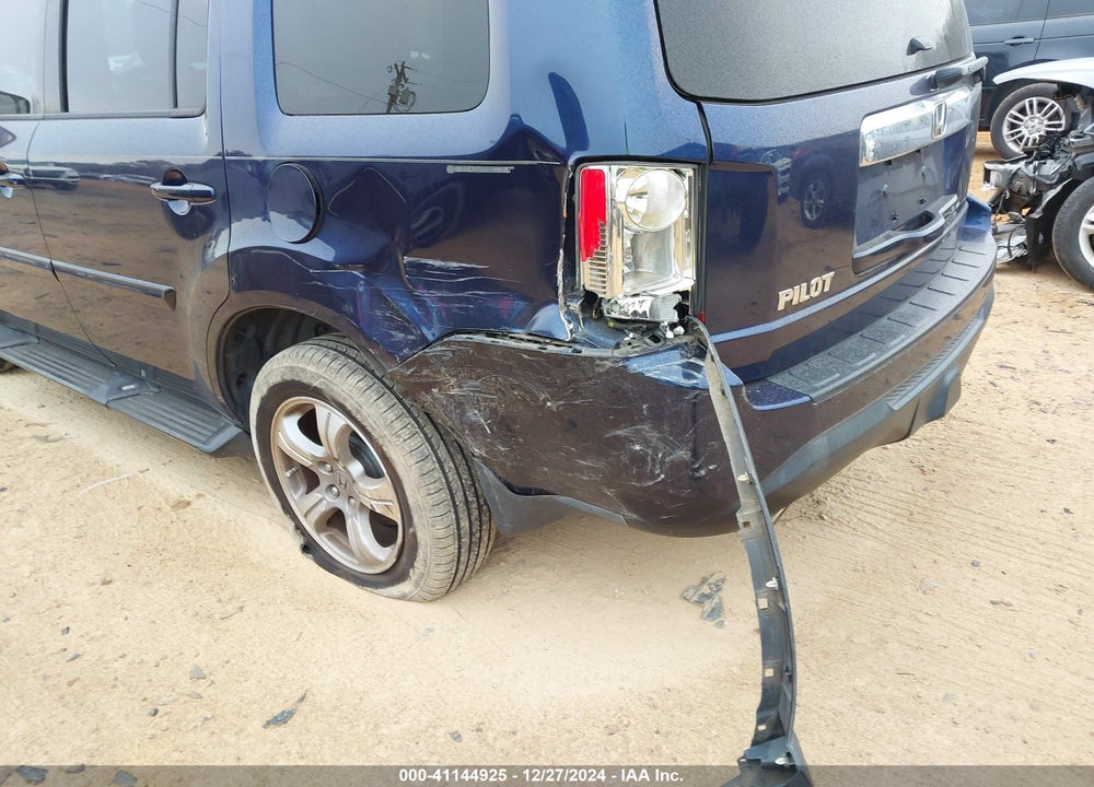 2014 HONDA PILOT EX-L VIN: 5FNYF3H57EB021164