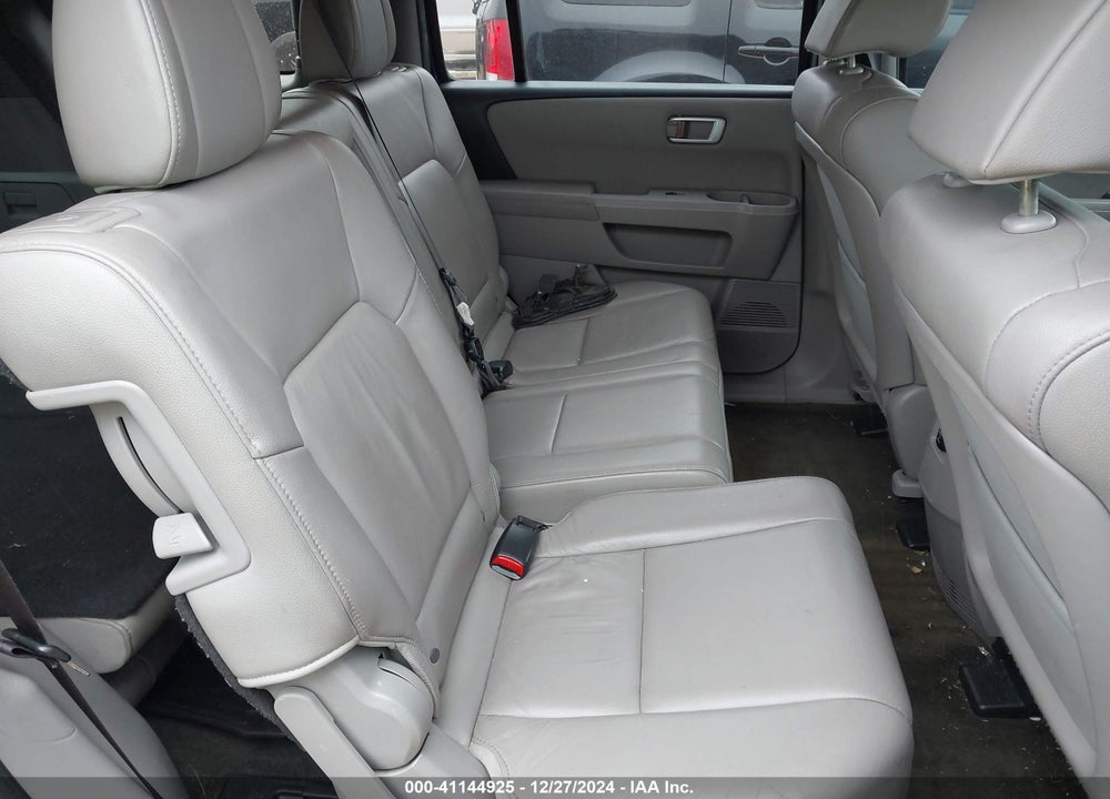 2014 HONDA PILOT EX-L VIN: 5FNYF3H57EB021164