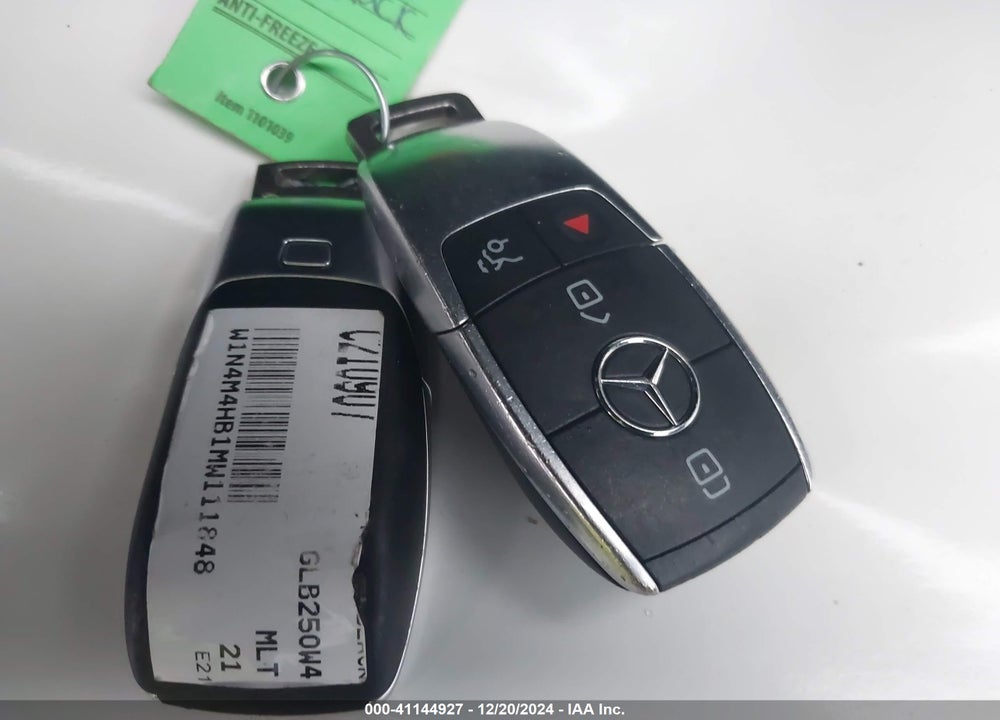 2021 MERCEDES-BENZ GLB 250 4MATIC VIN: W1N4M4HB1MW111848