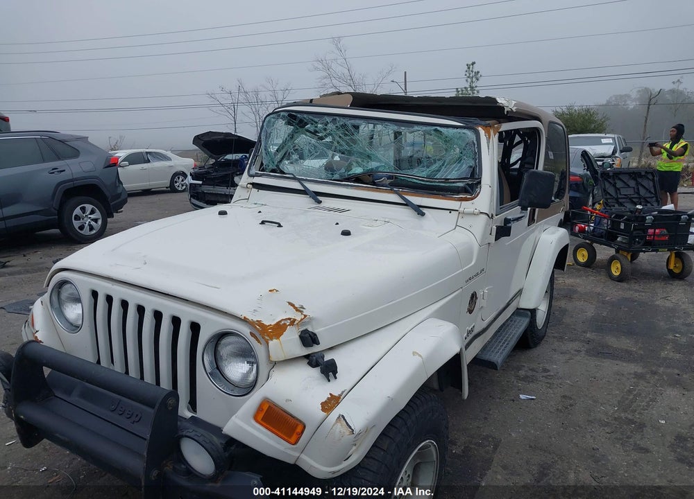 2002 JEEP WRANGLER SAHARA VIN: 1J4FA59S02P714577