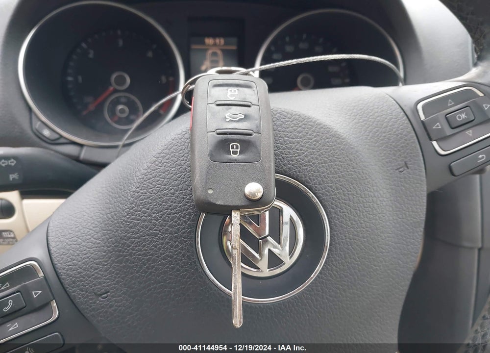 2010 VOLKSWAGEN JETTA VIN: 3VWTL7AJ2AM655731