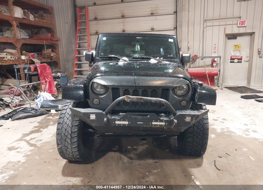 2008 JEEP WRANGLER UNLIMITED SAHARA VIN: 1J4GA59138L598688