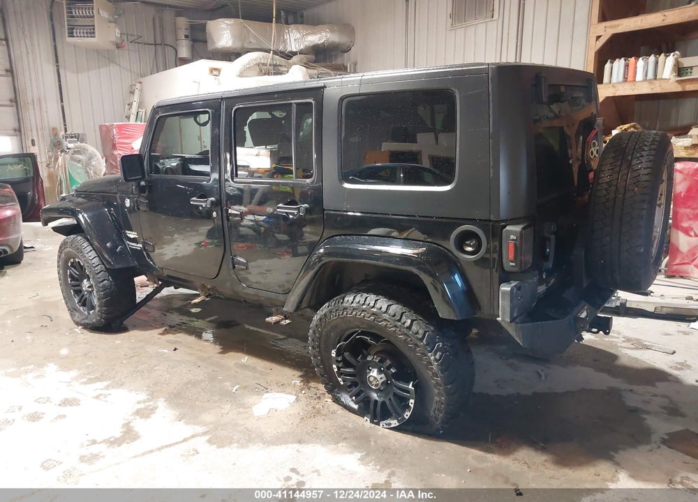 2008 JEEP WRANGLER UNLIMITED SAHARA VIN: 1J4GA59138L598688