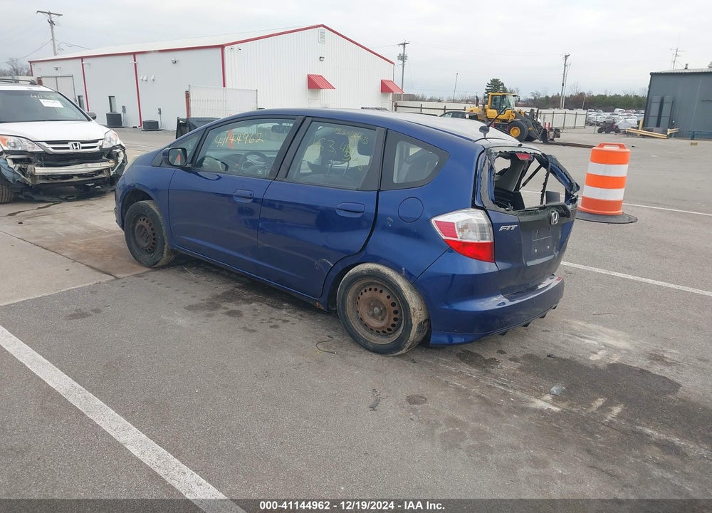 2012 HONDA FIT VIN: JHMGE8G33CC036975