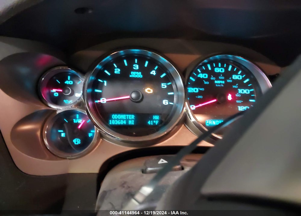 2011 CHEVROLET SILVERADO 1500 VIN: 1GCRCSE05BZ260072