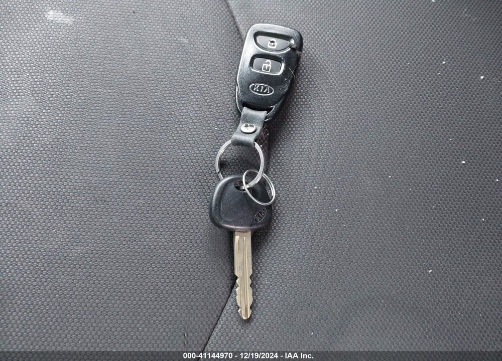 2010 KIA SOUL VIN: KNDJT2A25A7108825