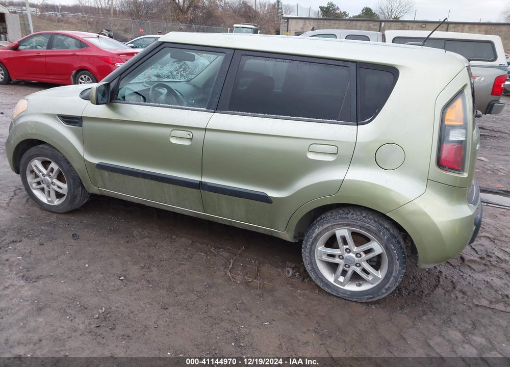 2010 KIA SOUL VIN: KNDJT2A25A7108825