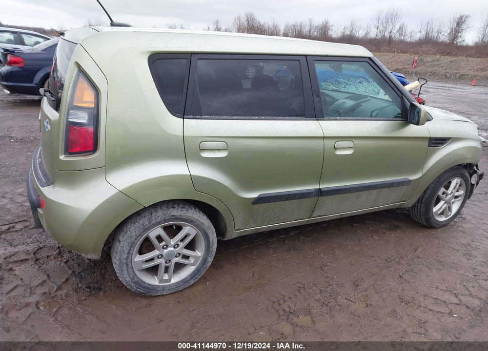 2010 KIA SOUL VIN: KNDJT2A25A7108825