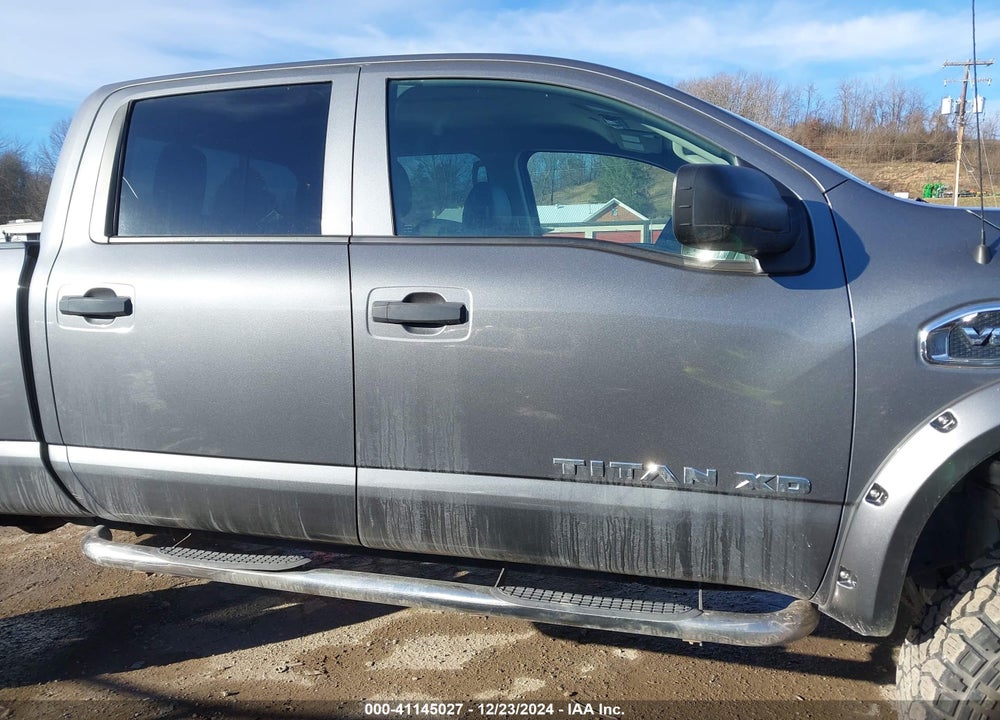 2017 NISS TITAN XD S CREW CAB VIN: 1N6AA1F36HN519221