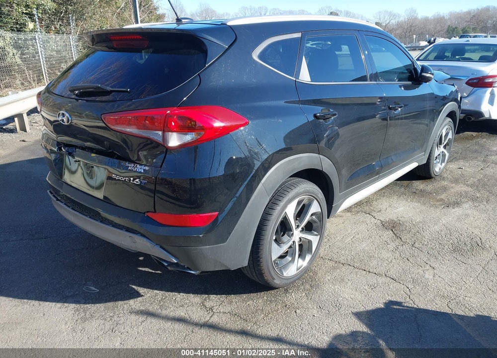2017 HYUNDAI TUCSON SPORT VIN: KM8J33A24HU551285