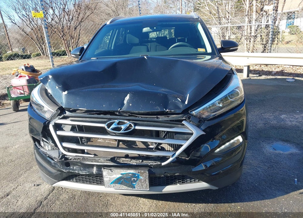 2017 HYUNDAI TUCSON SPORT VIN: KM8J33A24HU551285