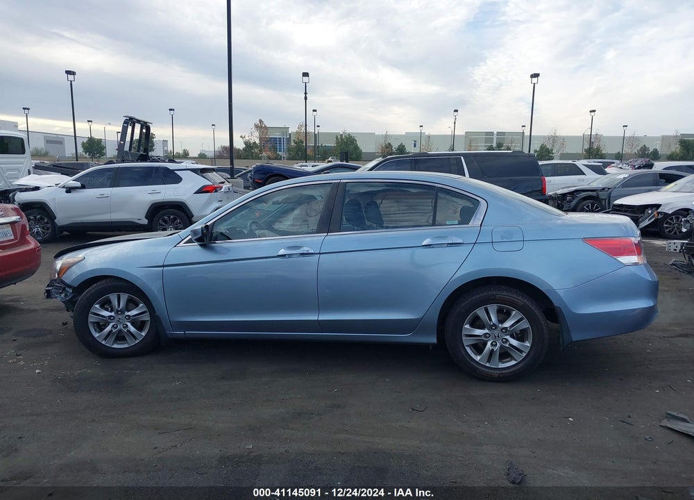 2011 HONDA ACCORD 2.4 LX-P VIN: 1HGCP2F49BA118822