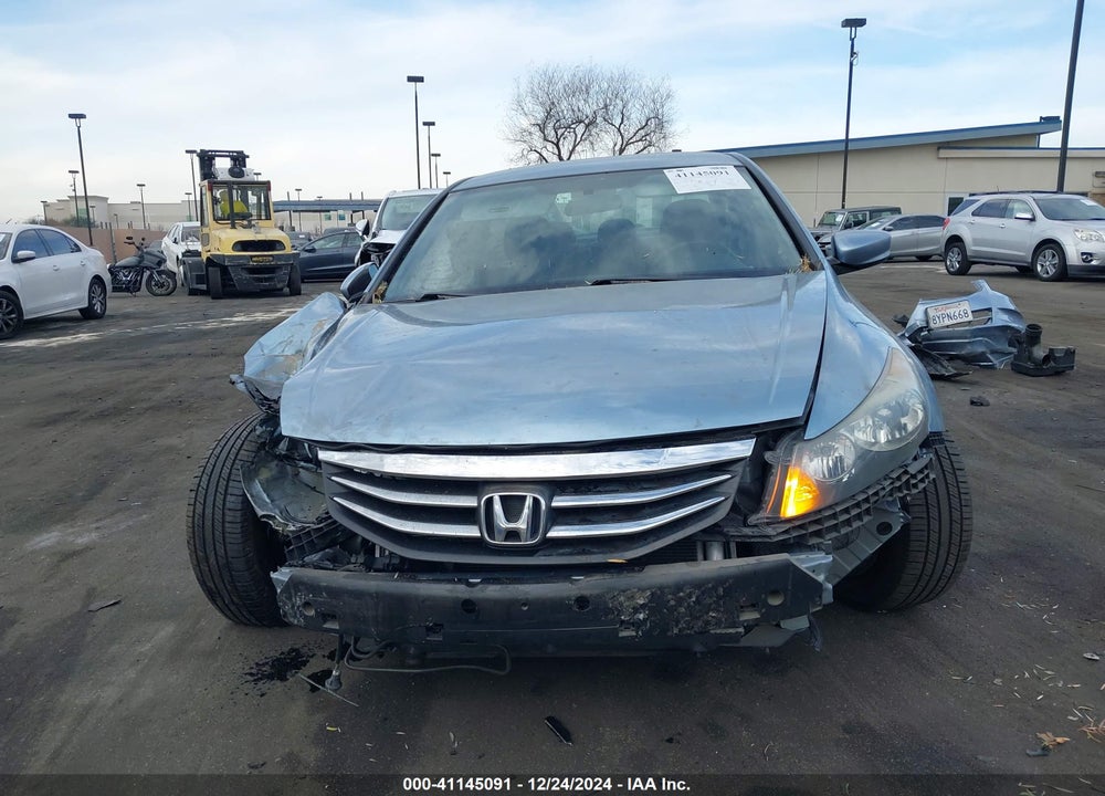 2011 HONDA ACCORD 2.4 LX-P VIN: 1HGCP2F49BA118822