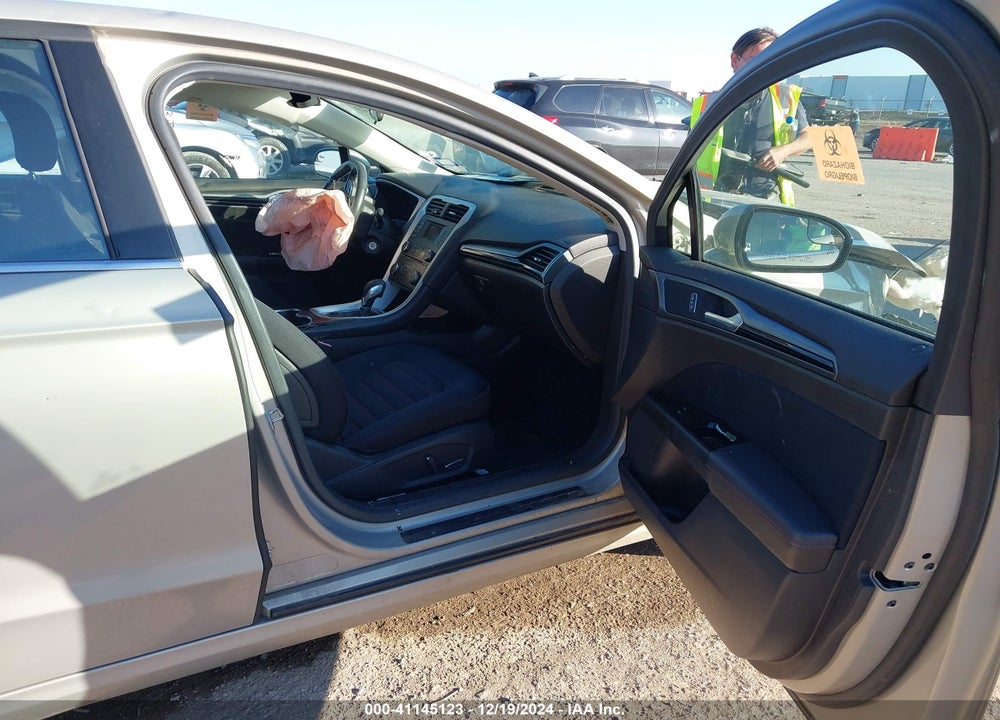 2015 FORD FUSION VIN: 3FA6P0H96FR213543