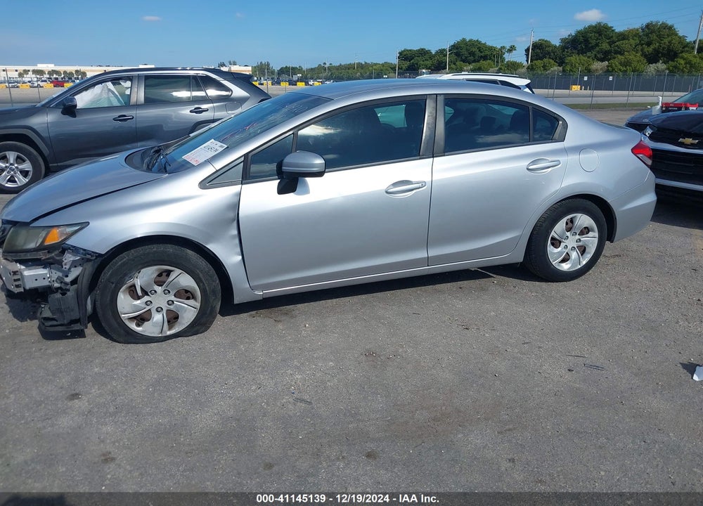 2014 HONDA CIVIC LX VIN: 19XFB2F55EE047820