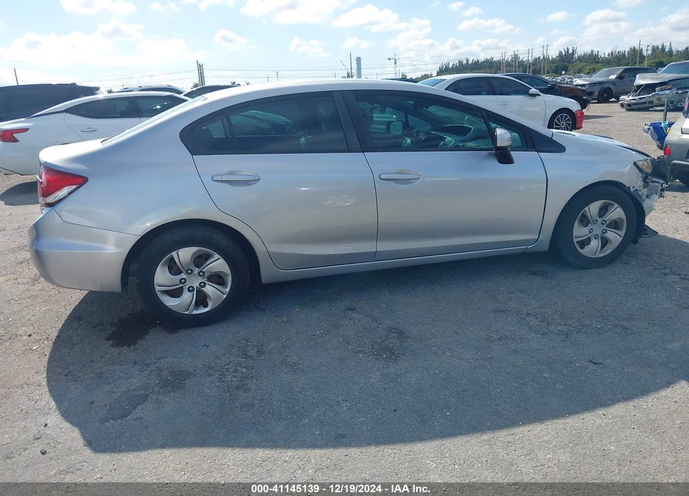 2014 HONDA CIVIC LX VIN: 19XFB2F55EE047820
