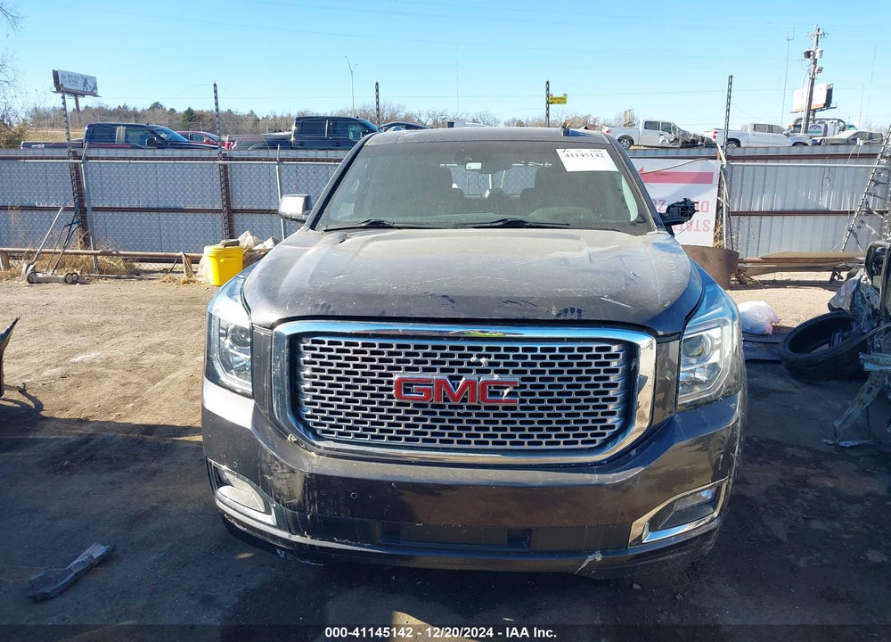 2016 GMC YUKON DENALI VIN: 1GKS2CKJ2GR333675