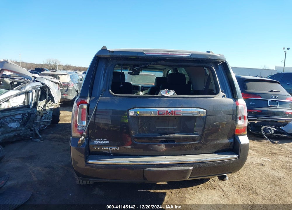 2016 GMC YUKON DENALI VIN: 1GKS2CKJ2GR333675