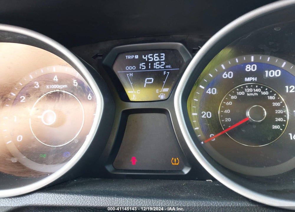 2011 HYUNDAI ELANTRA VIN: KMHDH4AE2BU154969