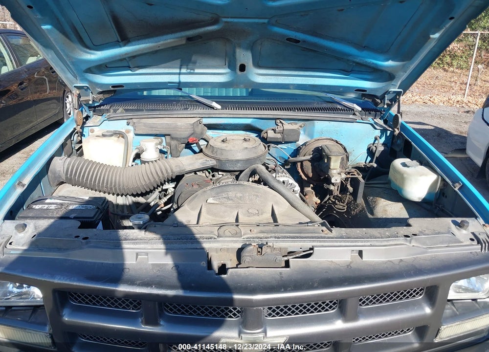 1993 CHEVROLET GMT-400 C1500 VIN: 1GCDC14Z3PE125806