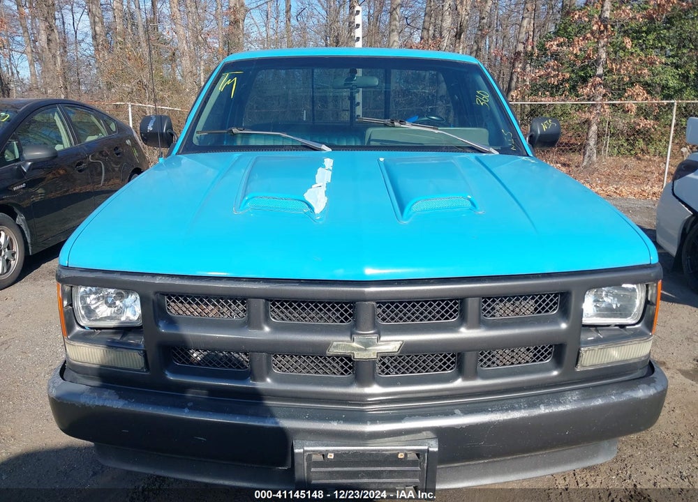 1993 CHEVROLET GMT-400 C1500 VIN: 1GCDC14Z3PE125806