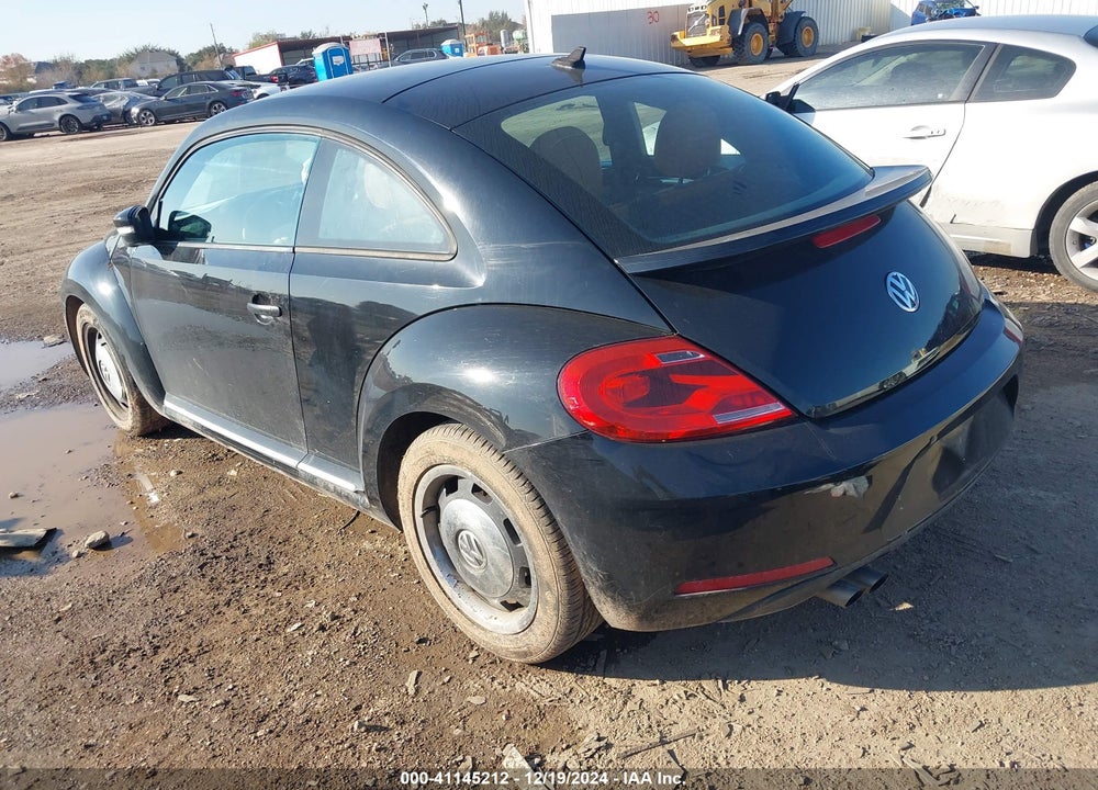 2015 VOLKSWAGEN BEETLE VIN: 3VWF17AT1FM608671