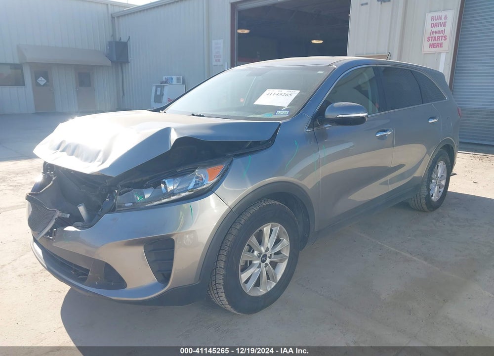 2019 KIA SORENTO 3.3L LX VIN: 5XYPG4A58KG475730