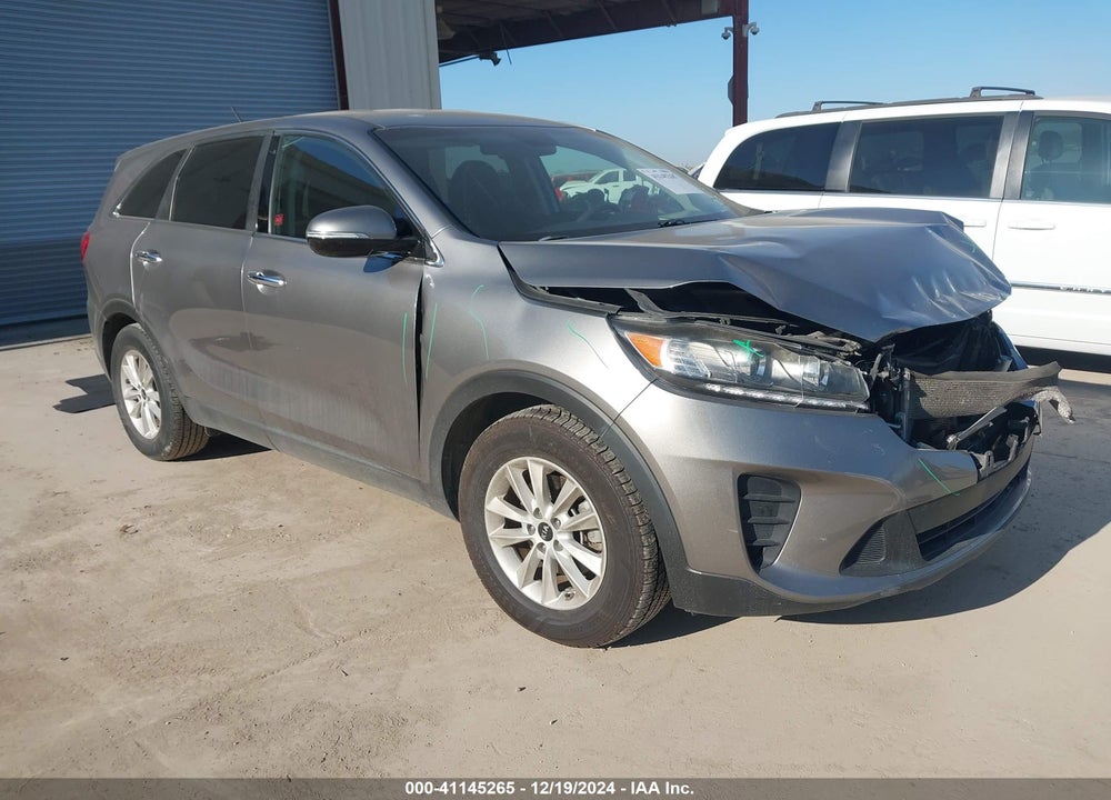 2019 KIA SORENTO 3.3L LX VIN: 5XYPG4A58KG475730