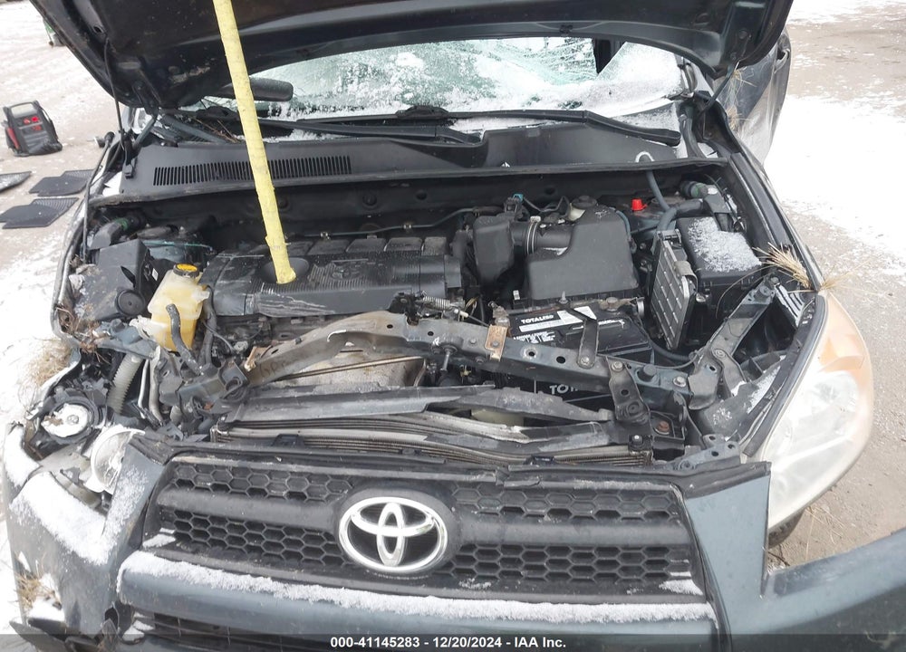 2012 TOYOTA RAV4 VIN: 2T3KF4DV2CW147652