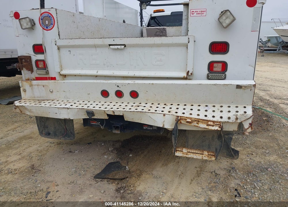2014 RAM 5500 CHASSIS TRADESMAN/SLT/LAIE VIN: 3C7WRMFL1EG281840