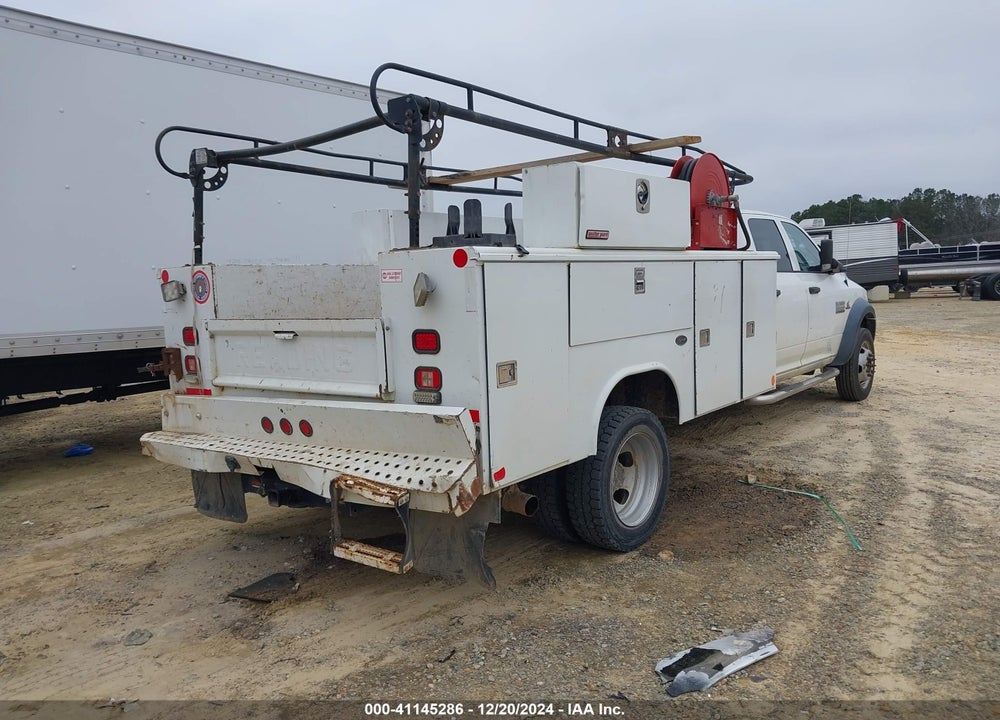 2014 RAM 5500 CHASSIS TRADESMAN/SLT/LAIE VIN: 3C7WRMFL1EG281840