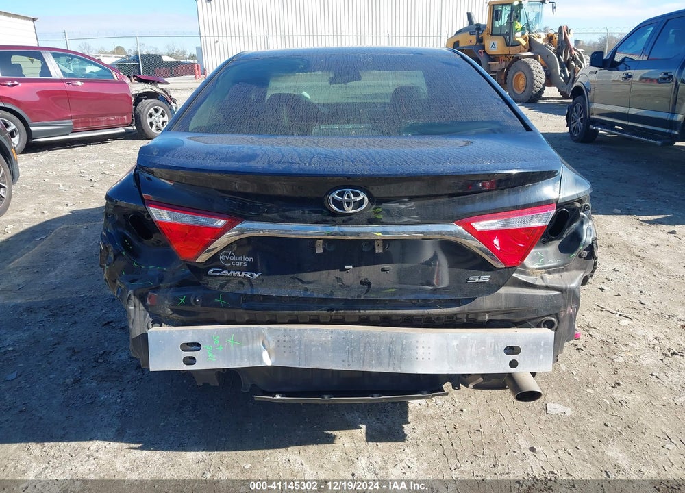 2017 TOYOTA CAMRY SE VIN: 4T1BF1FK5HU810939