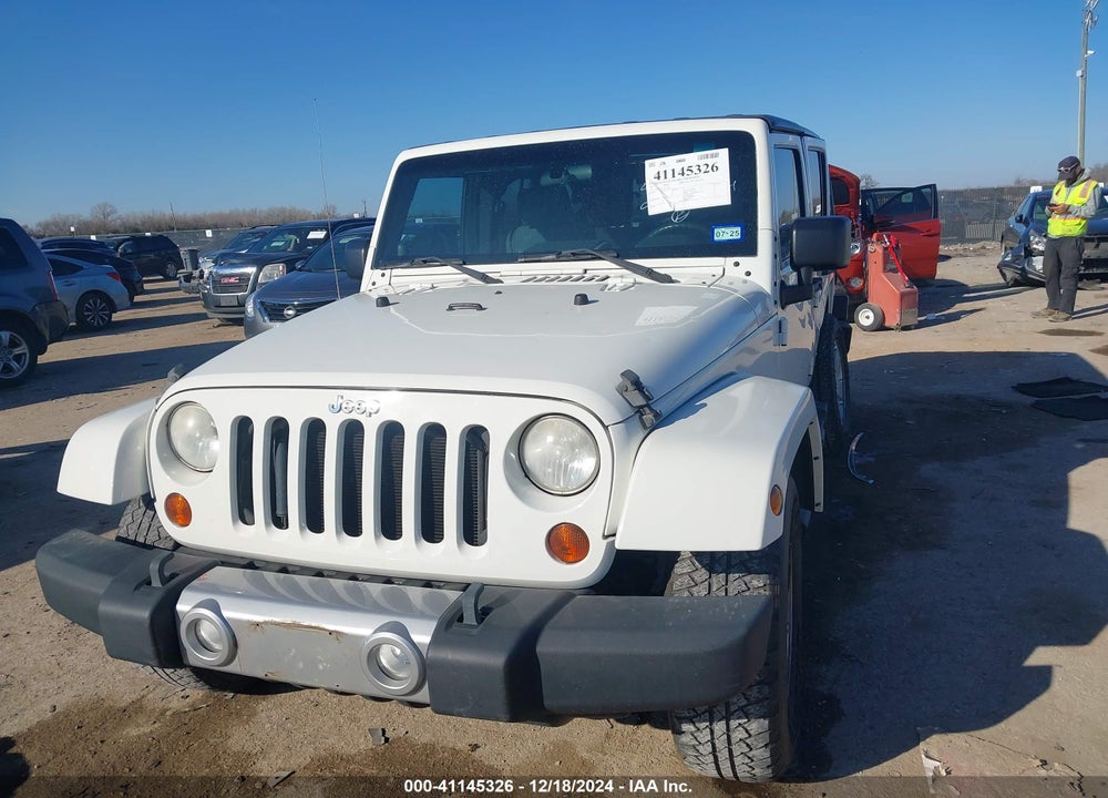 2010 JEEP WRANGLER UNLIMITED SAHARA VIN: 1J4BB5H11AL216365