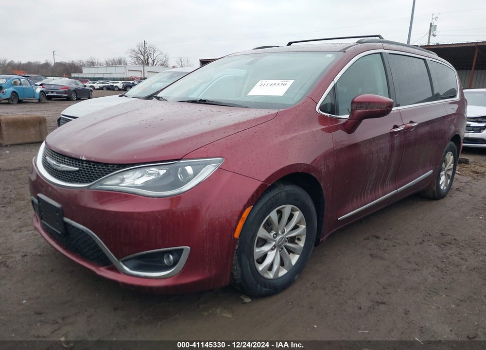 2017 CHRYSLER PACIFICA TOURING L VIN: 2C4RC1BG8HR642160