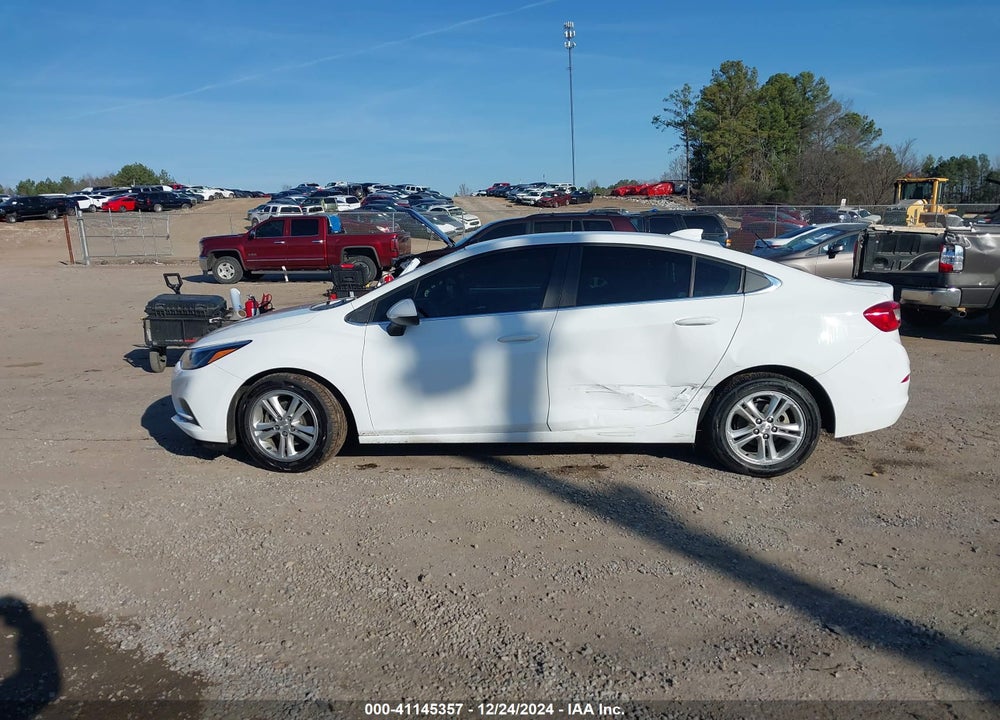 2017 CHEVROLET CRUZE LT AUTO VIN: 1G1BE5SM0H7213811