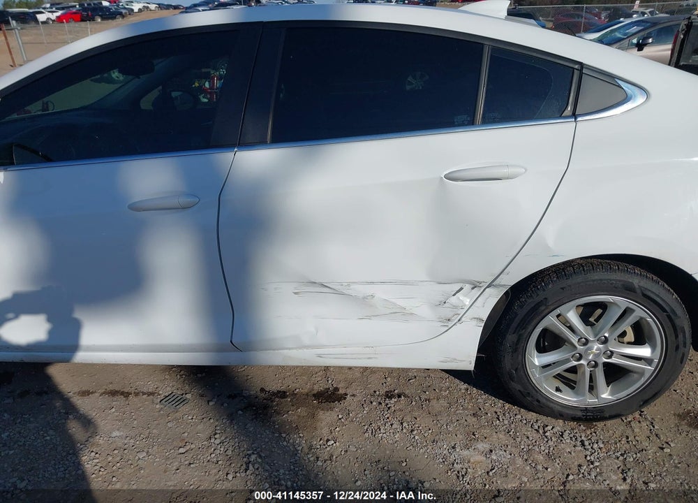 2017 CHEVROLET CRUZE LT AUTO VIN: 1G1BE5SM0H7213811