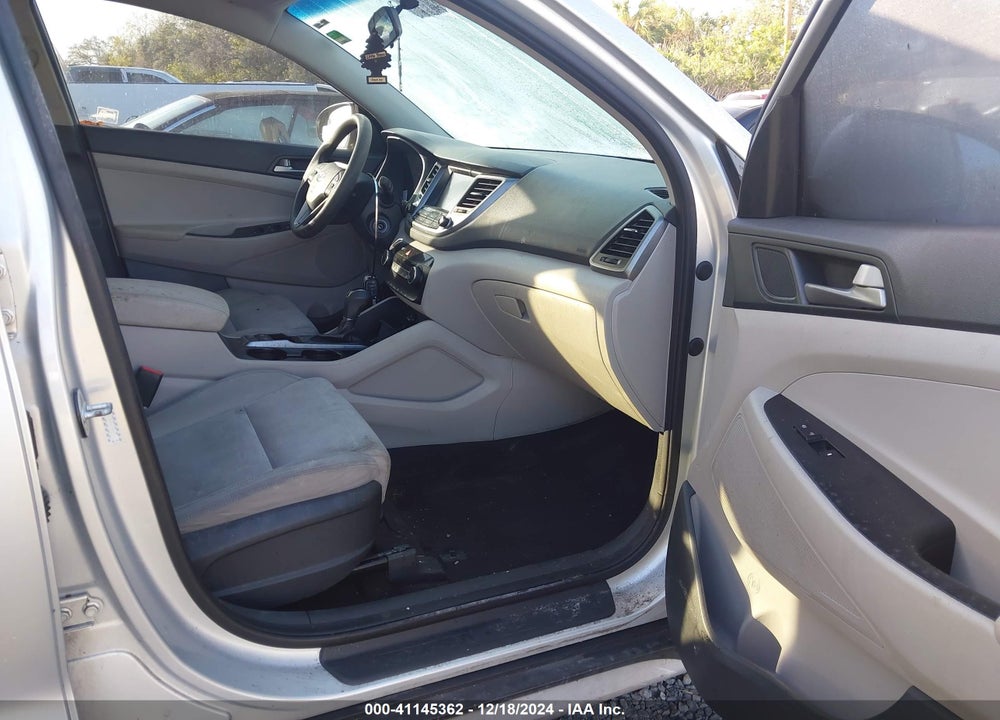 2018 HYUNDAI TUCSON SEL VIN: KM8J3CA40JU736344