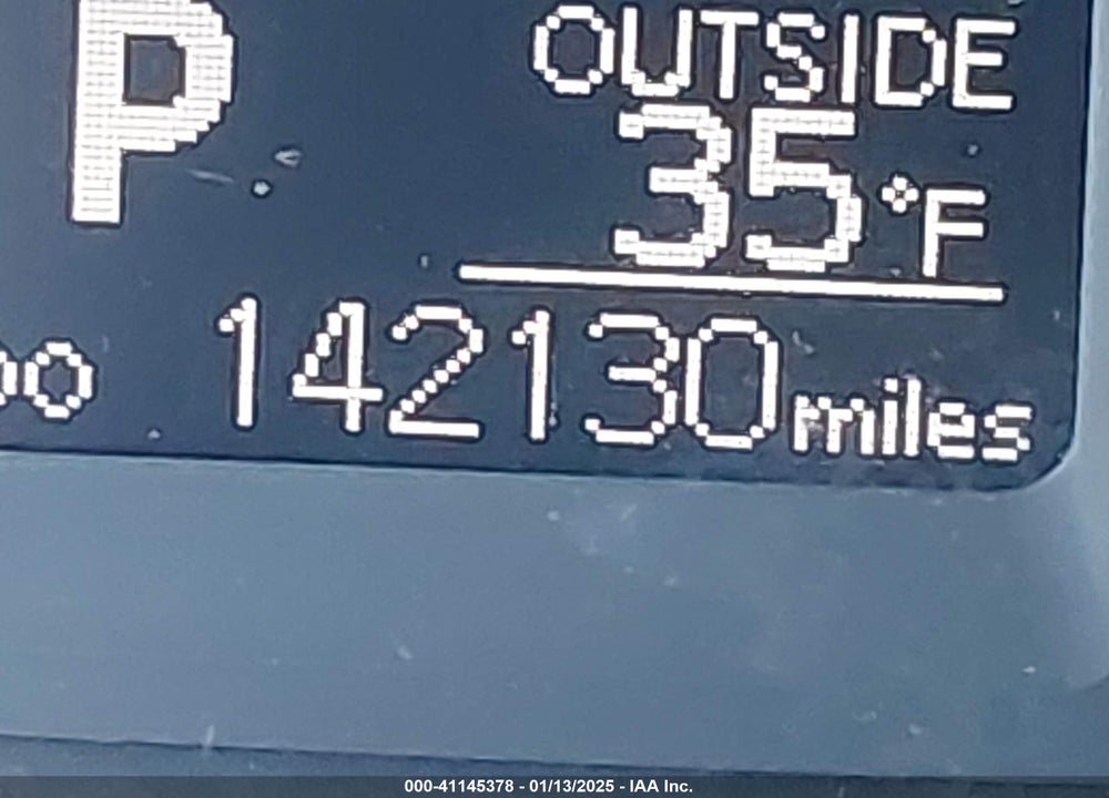 2017 TOYOTA COROLLA LE VIN: 5YFBURHE8HP664954