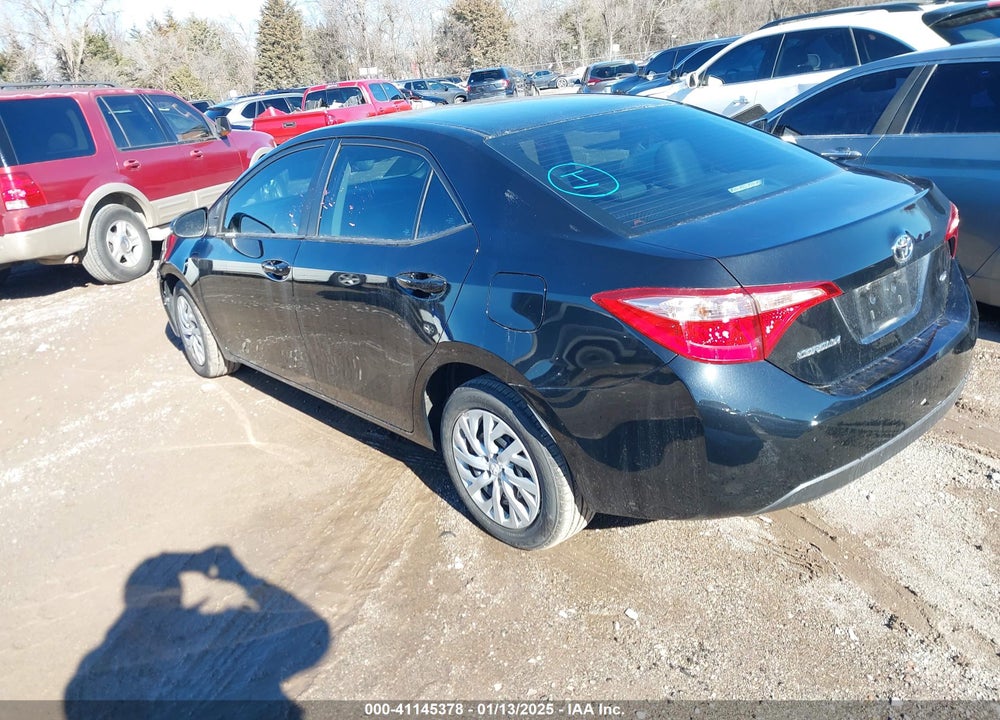 2017 TOYOTA COROLLA LE VIN: 5YFBURHE8HP664954
